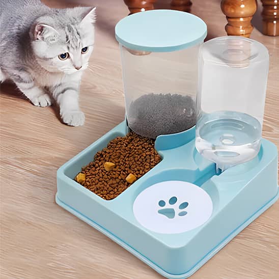 Distributeur-de-croquettes-pour-chat-Gris_